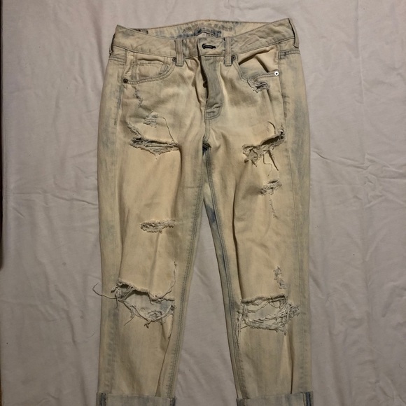 👻Ripped Off-White Jeans👀 - Picture 2 of 11